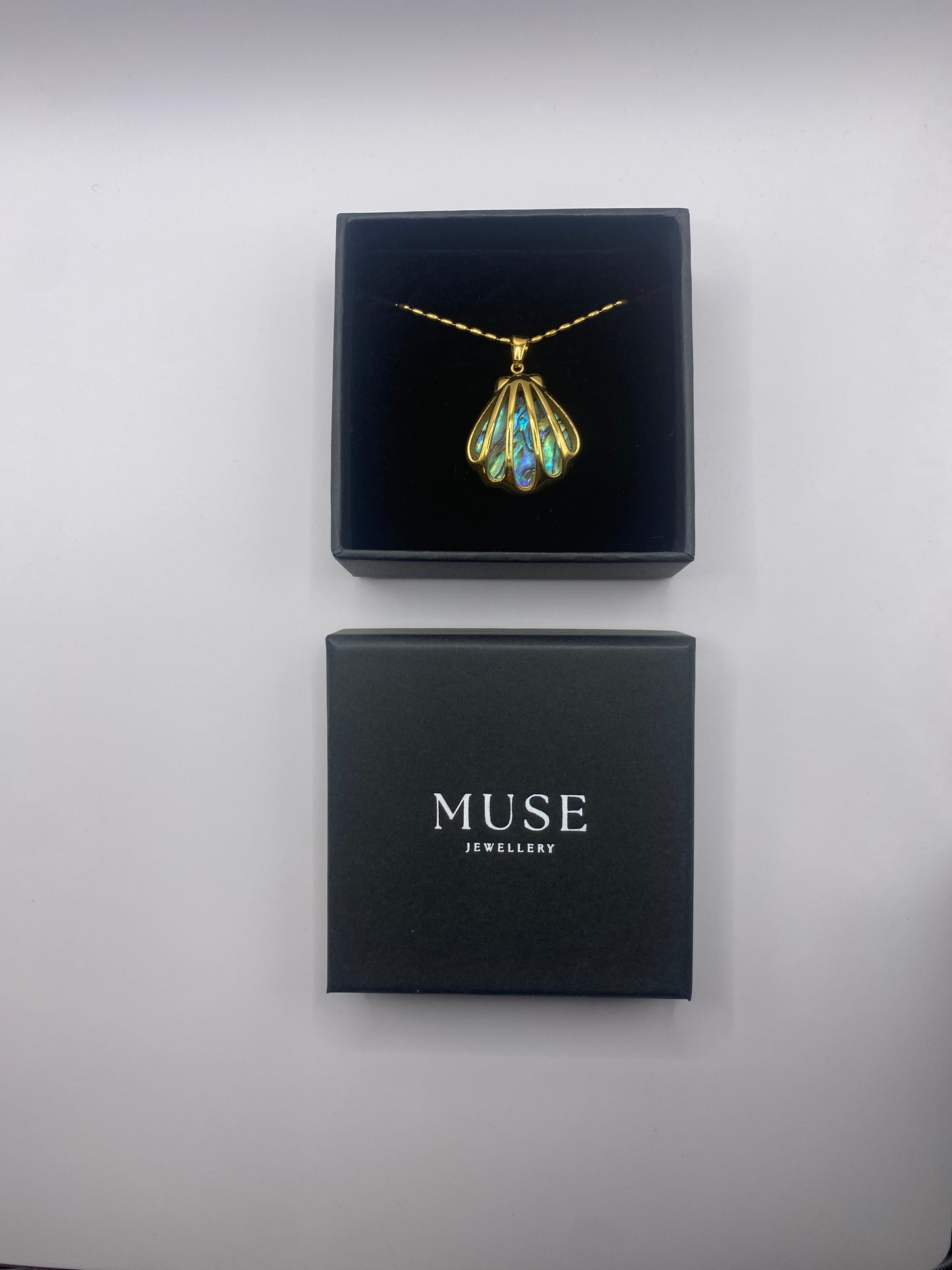 ADJUSTABLE AOTEAROA VIBRANT PĀUA NECKLACE OCEAN 18K GOLD PLATED